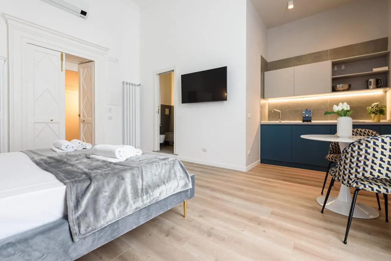Guest House 121 Luxury Apartments Naples