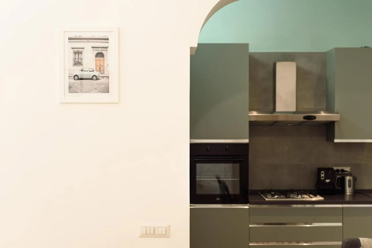 Guest House 121 Luxury Apartments Naples Italy