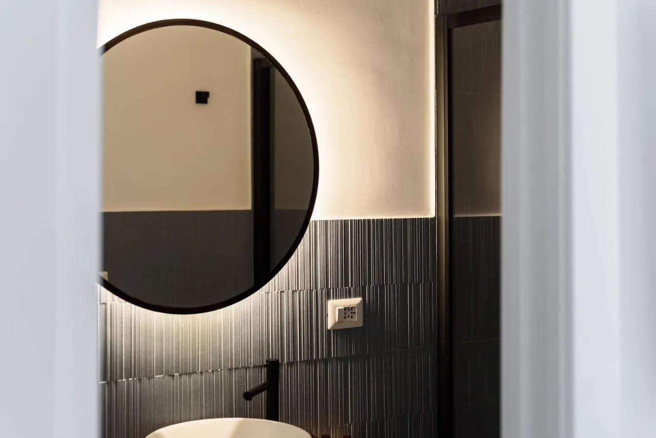 Guest House 121 Luxury Apartments Naples Italy