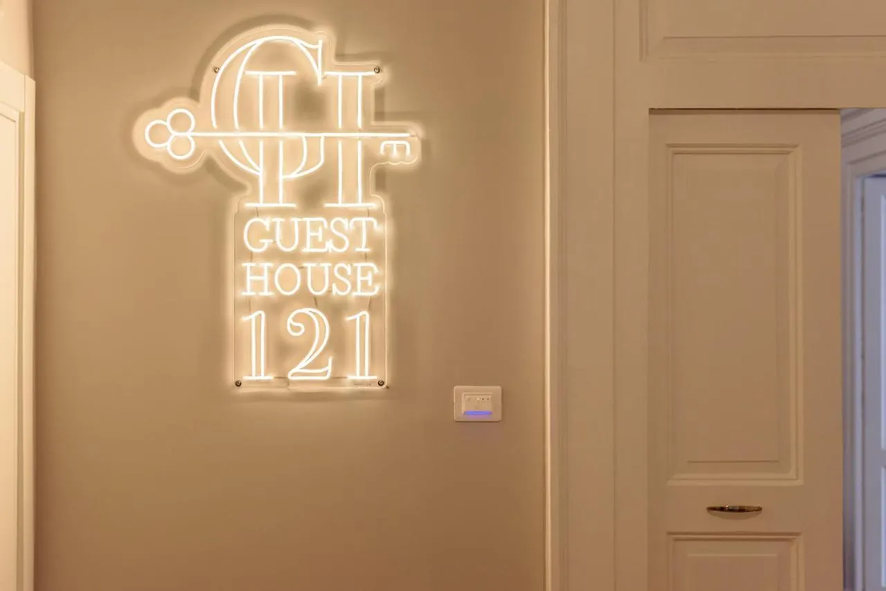 Guest House 121 Luxury Apartments Naples Italy