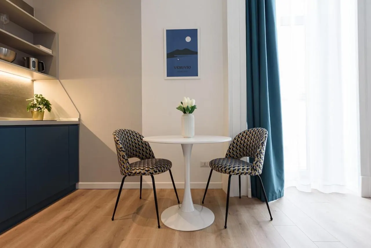 Guest House 121 Luxury Apartments Naples Italy