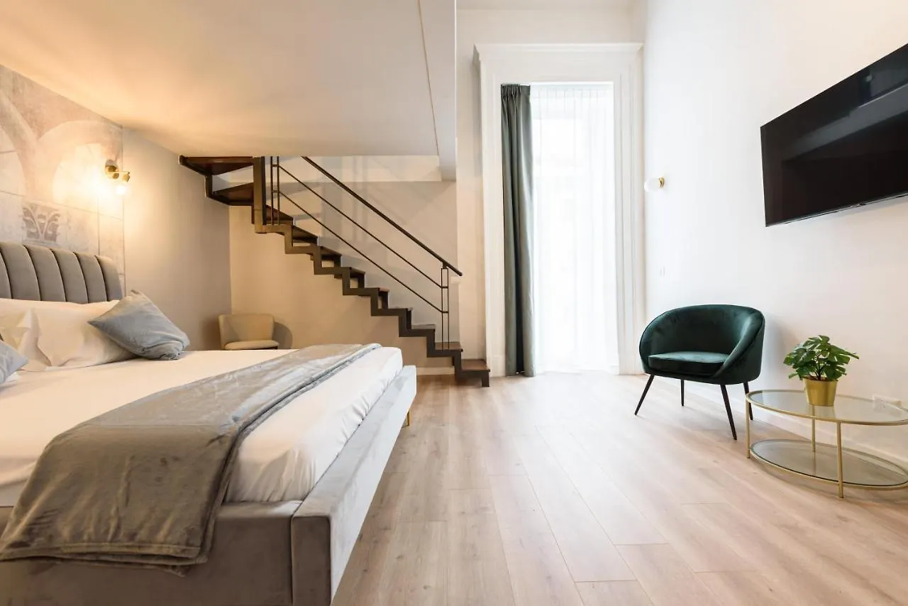 Guest House 121 Luxury Apartments Naples Italy